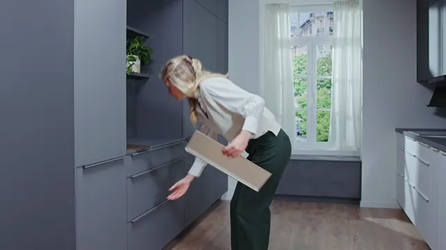 Místo pro prkénka, nádobí i hrnce